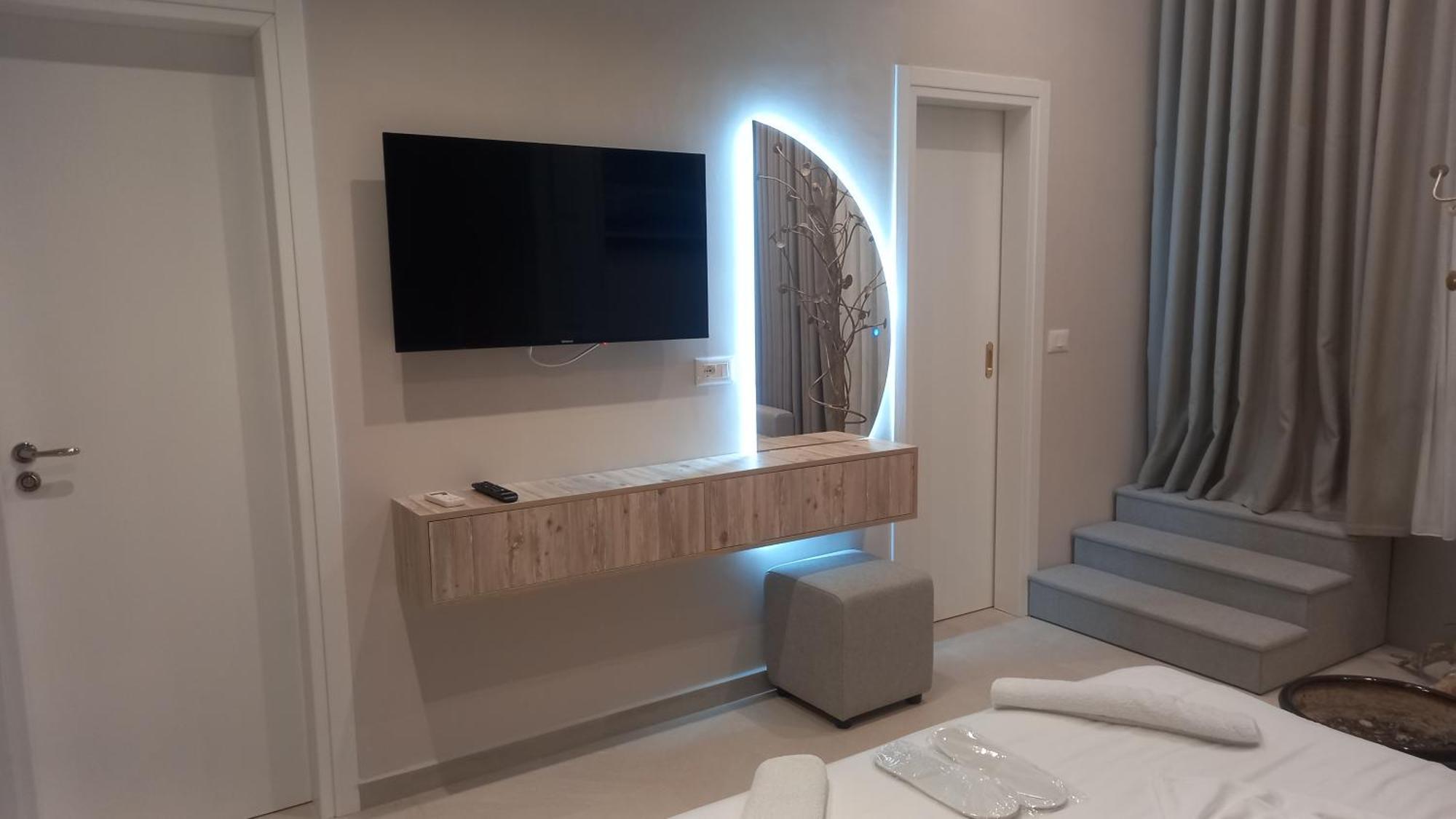 Hotel Aglon Vlora Kültér fotó