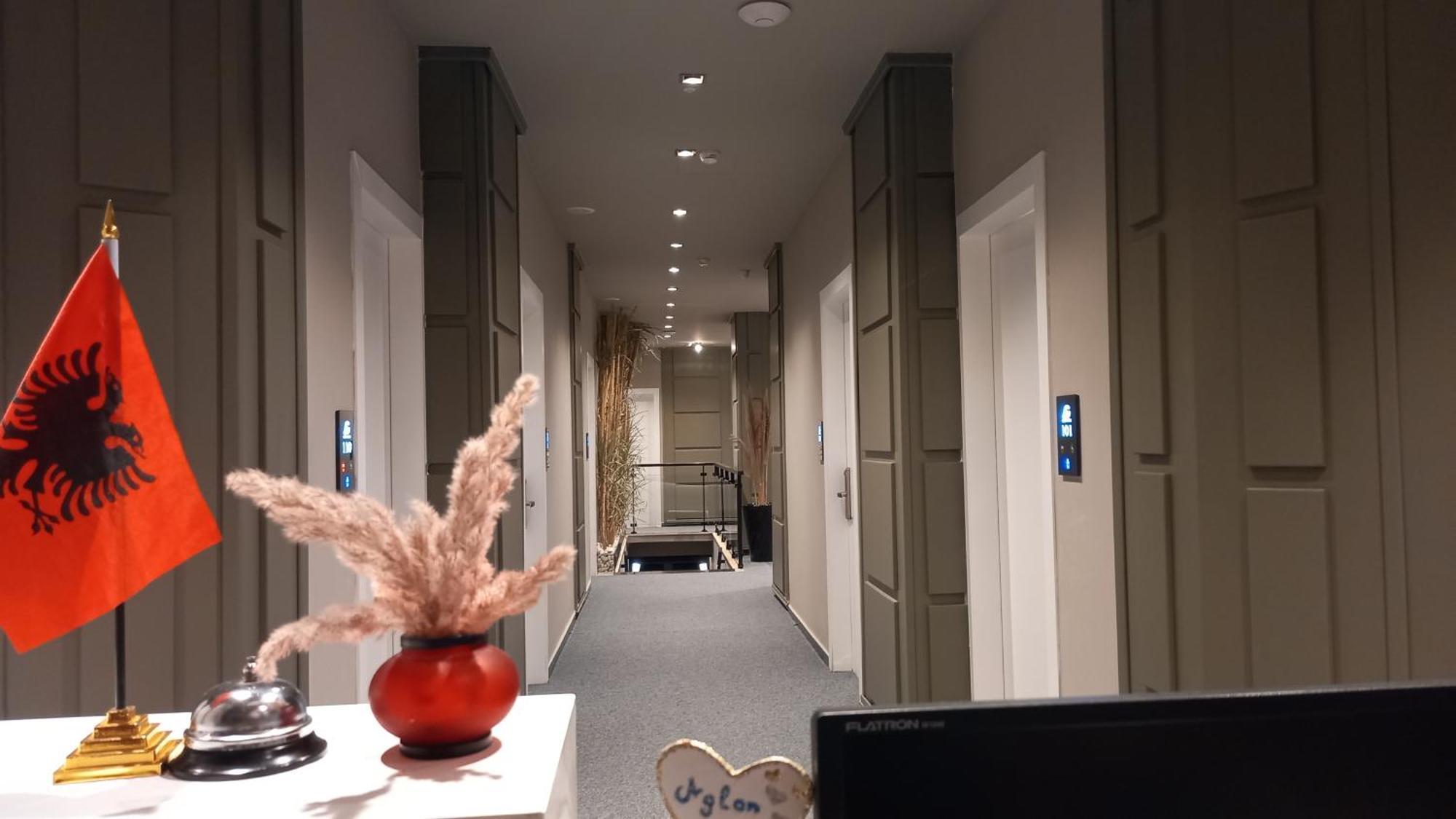 Hotel Aglon Vlora Kültér fotó